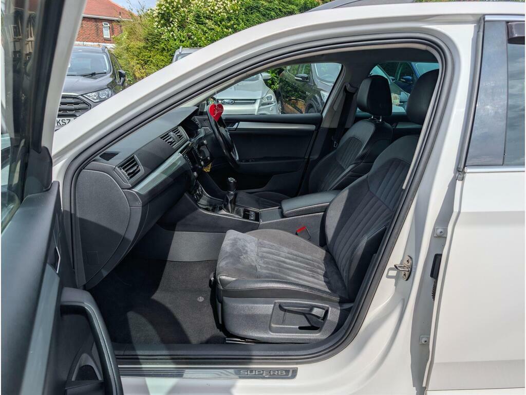 Skoda Superb 2.0 Tdi Se L Executive Euro 6 Ss Grey #36