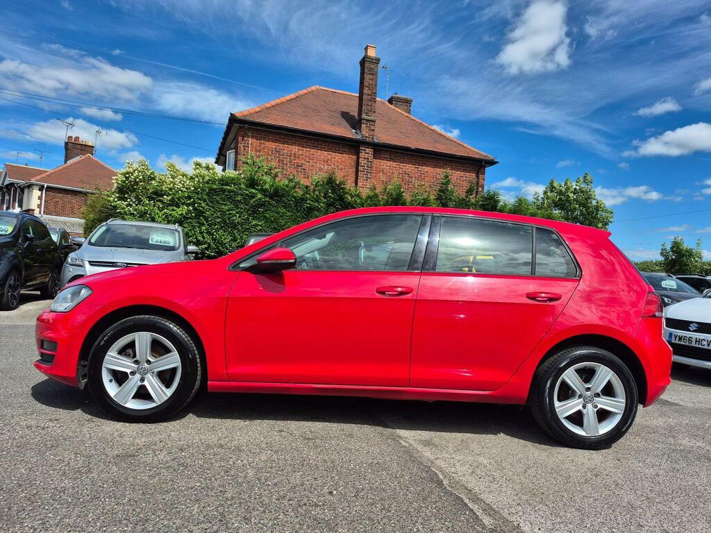 Volkswagen Golf 1.6 Tdi Bluemotion Tech Match Euro 6 S S Red #2