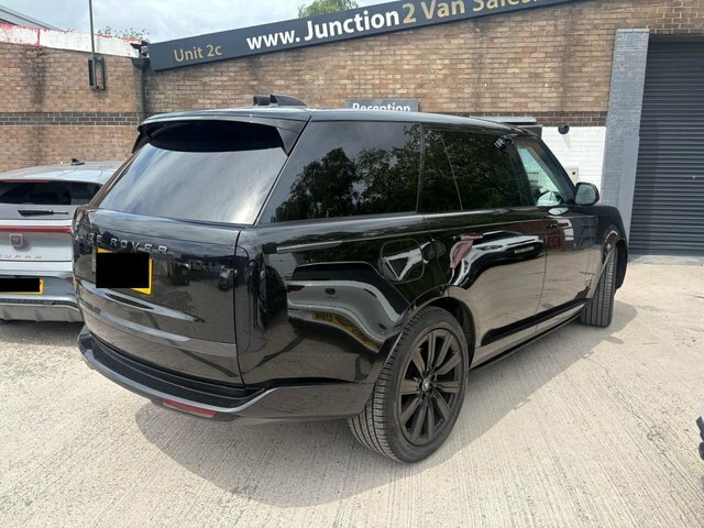 Land Rover Range Rover 3.0 P400 Mhev Suv 4W Black #3