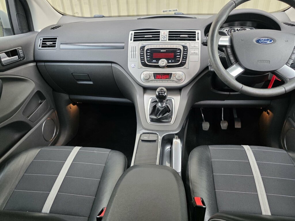 Ford Kuga 2.0 Titanium Tdci 2Wd 138 Bhp Brown #30