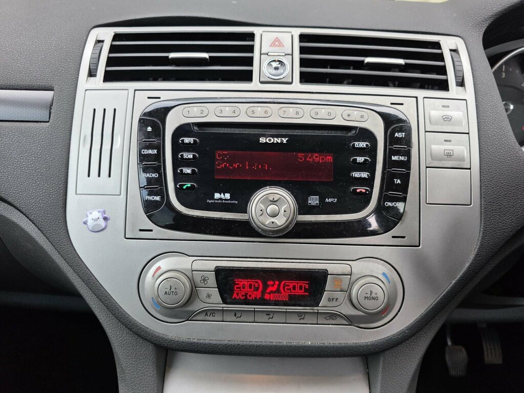 Ford Kuga 2.0 Titanium Tdci 2Wd 138 Bhp Brown #34