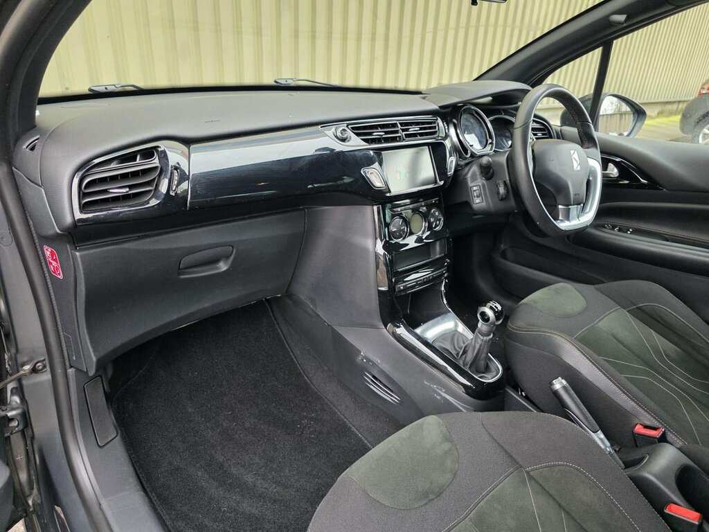 DS DS 3 Puretech Elegance Ss Silver #19