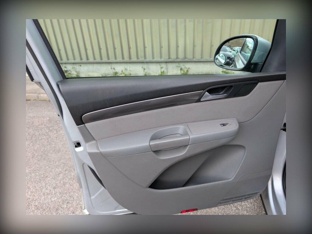 Seat Alhambra 2.0 Tdi Ecomotive Silver #18