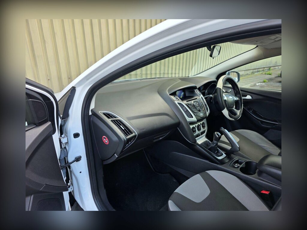 Ford Focus 1.6 Titanium Euro 5 Silver #12