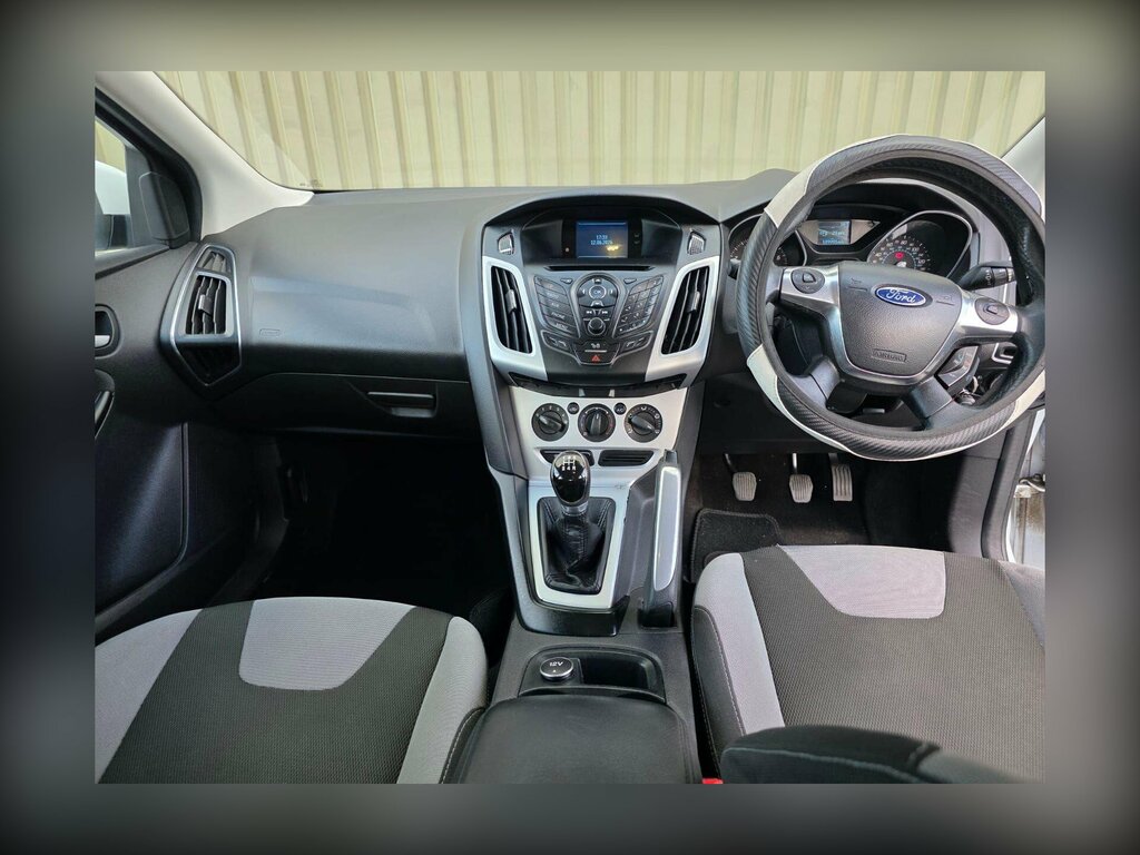 Ford Focus 1.6 Titanium Euro 5 Silver #17