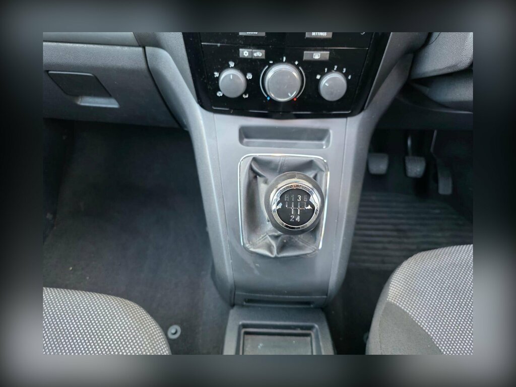 Vauxhall Zafira Elite Red #22