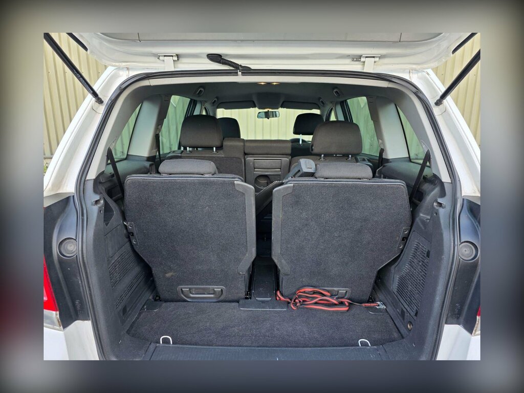 Vauxhall Zafira 1.6 16V Exclusiv Euro 5 White #3