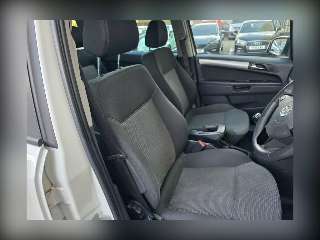Vauxhall Zafira Elite Red #19