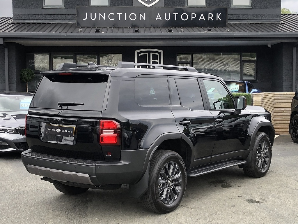 Toyota Land Cruiser D Mhev Invincible Black #6