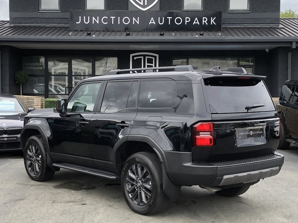 Toyota Land Cruiser D Mhev Invincible Black #3