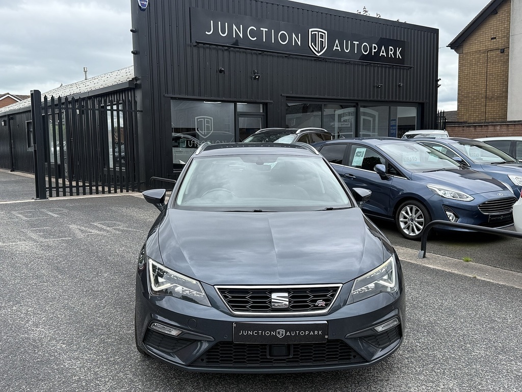 Seat Leon Tsi Evo Fr YF68OMG Grey #2