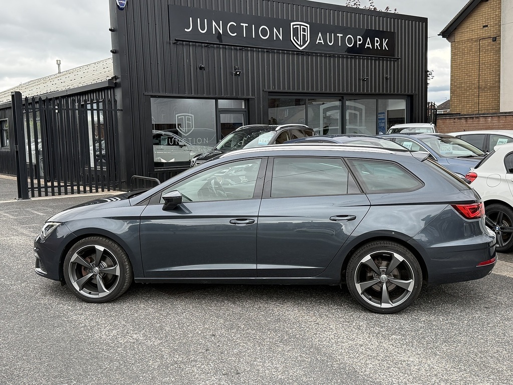 Seat Leon Tsi Evo Fr YF68OMG Grey #4