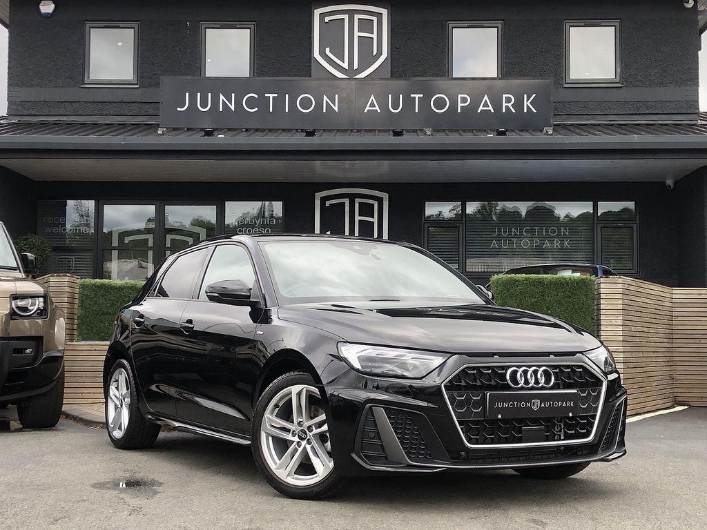 Audi A1 Tfsi S Line Black