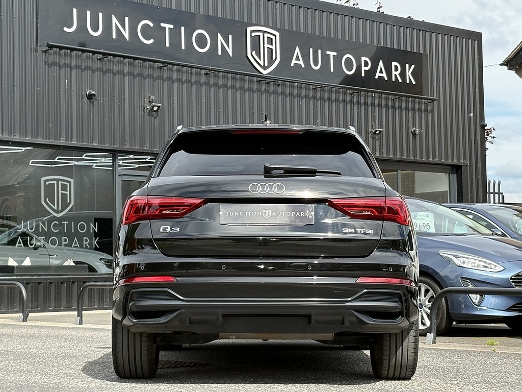 Audi Q3 Tfsi Cod S Line Black #5