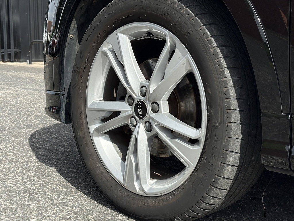 Audi Q3 Q3 S Line Black Edition 35 Tfsi Black #10