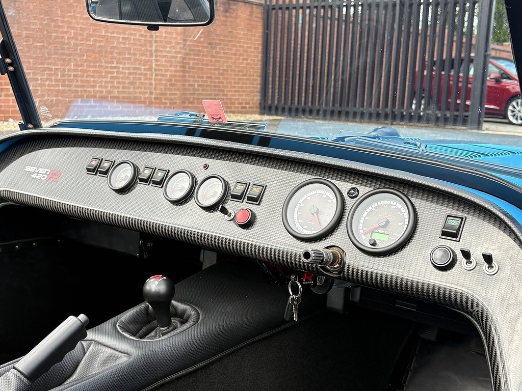 Caterham Seven 310R Silver #12