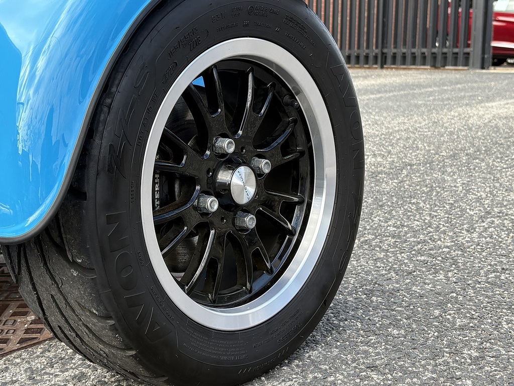 Caterham Seven 310R Silver #8