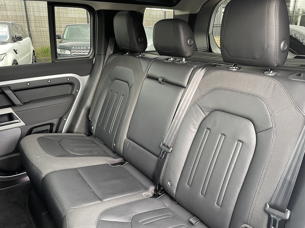 Land Rover Defender 110 Carpathian Edition Grey #31