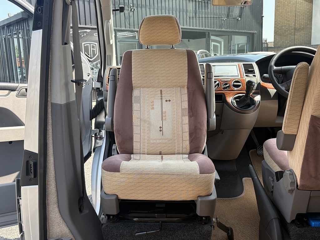Volkswagen Transporter 2.5 Tdi T28 Camper Conversion Silver #32