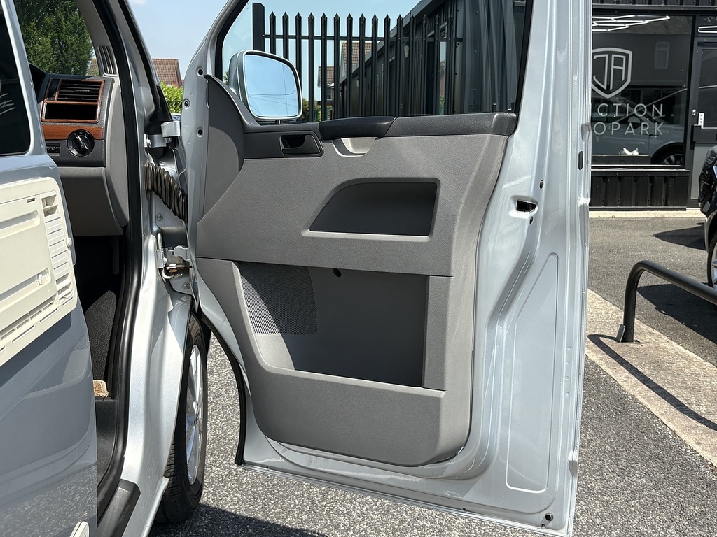 Volkswagen Transporter 2.5 Tdi T28 Camper Conversion Silver #52