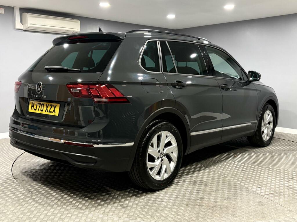 Volkswagen Tiguan 1.5 Tsi Life Euro 6 Ss HJ70XZX Grey #3