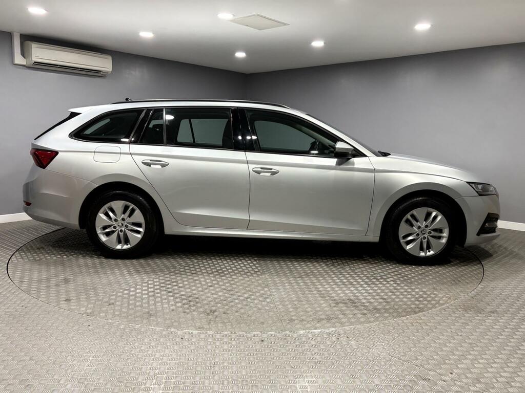 Skoda Octavia 2.0 Tdi Se Technology Estate Dsg Euro 6 BV22ZPL Silver #2