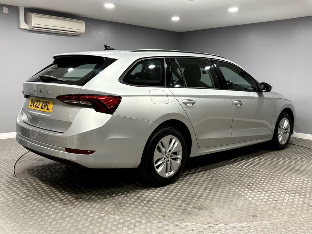 Skoda Octavia 2.0 Tdi Se Technology Estate Dsg Euro 6 BV22ZPL Silver #3