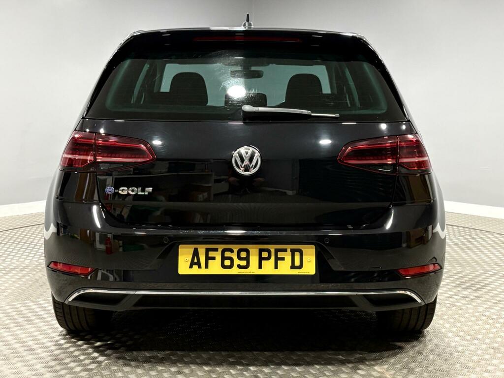 Volkswagen e-Golf 35.8Kwh E-golf Black #4