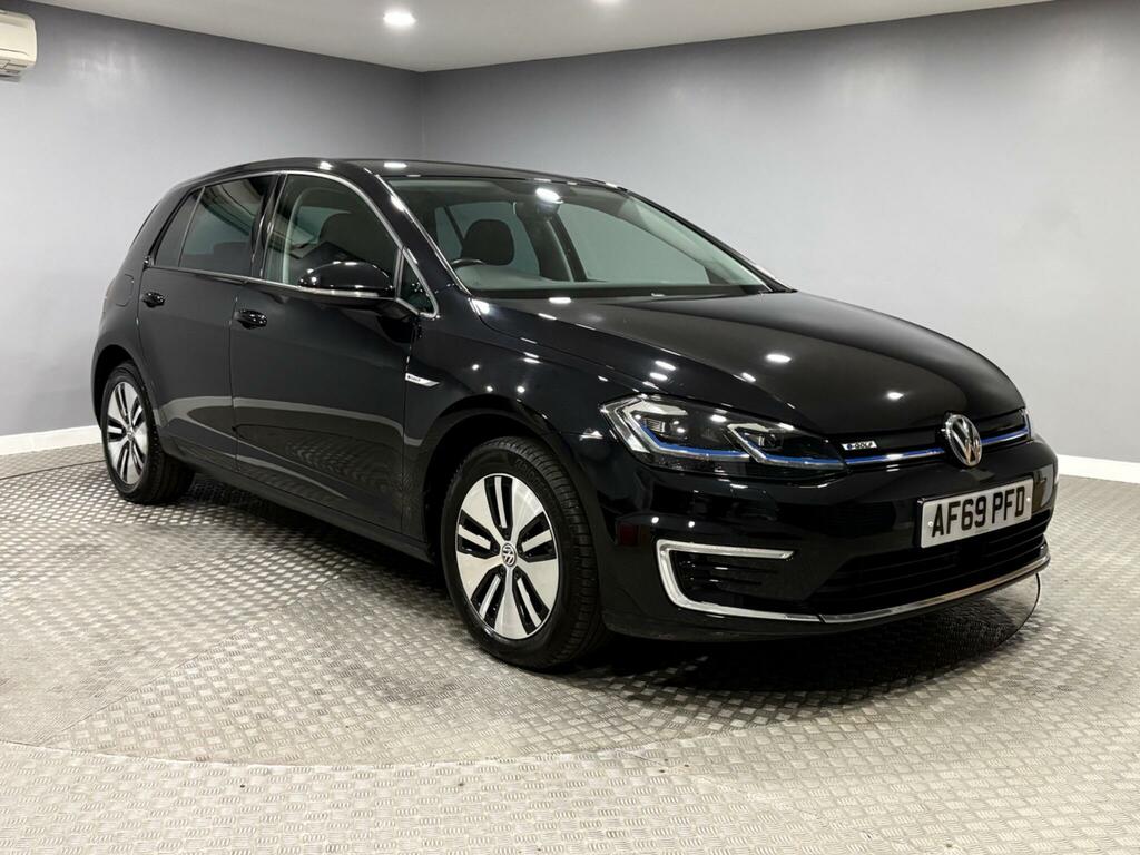 Volkswagen e-Golf 35.8Kwh E-golf Black