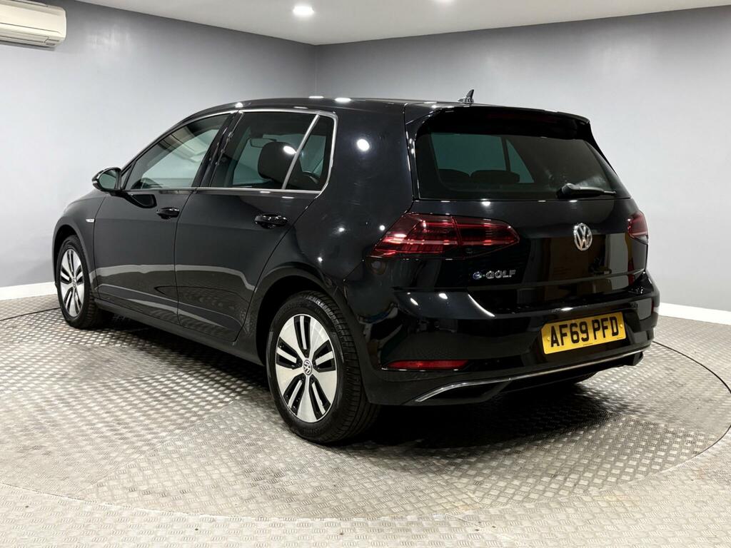 Volkswagen e-Golf 35.8Kwh E-golf Black #5