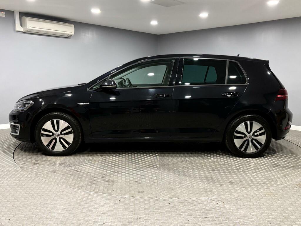 Volkswagen e-Golf 35.8Kwh E-golf Black #6