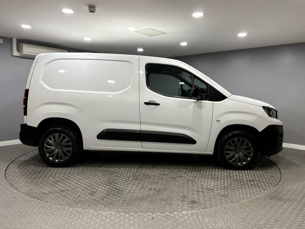 Peugeot Partner 1.5 Bluehdi 1000 Professional Premium Standard Pan White #2