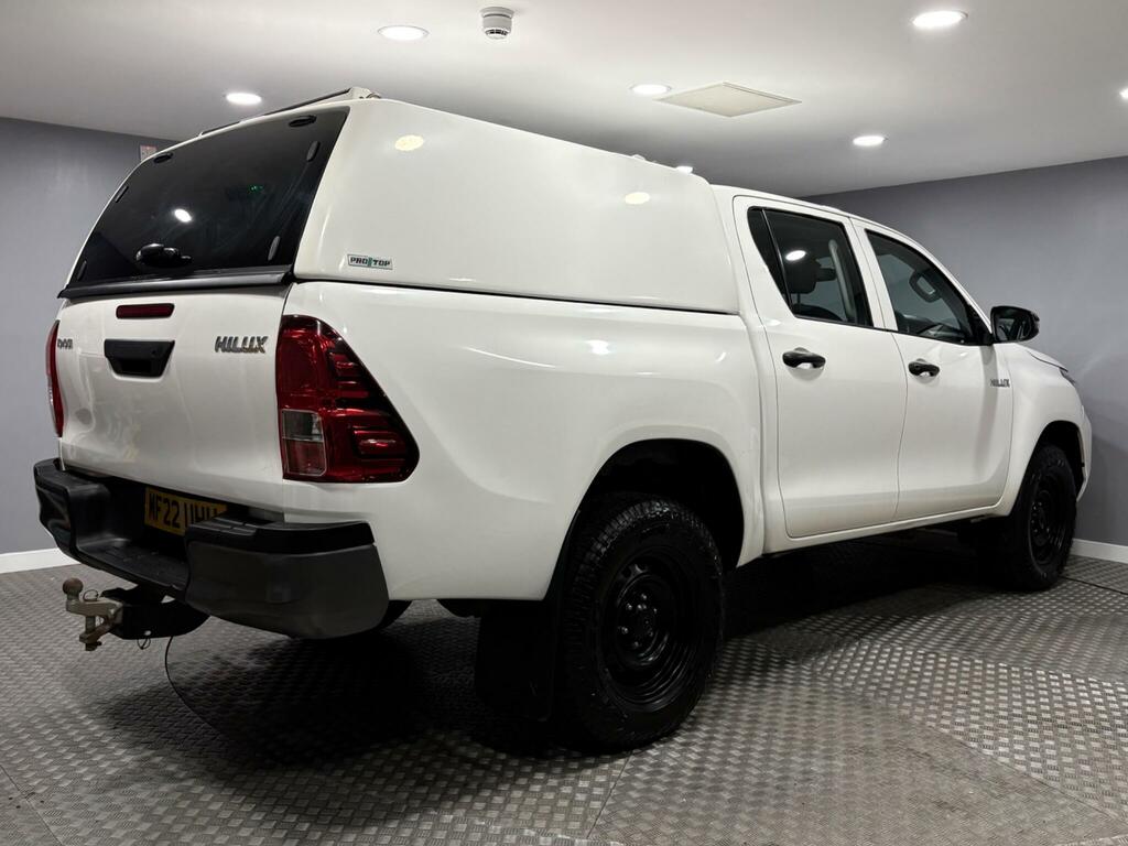Toyota HILUX 2.4 D-4d Active Extra Cab Pickup 4Wd Euro 6 Ss MF22UHU White #3