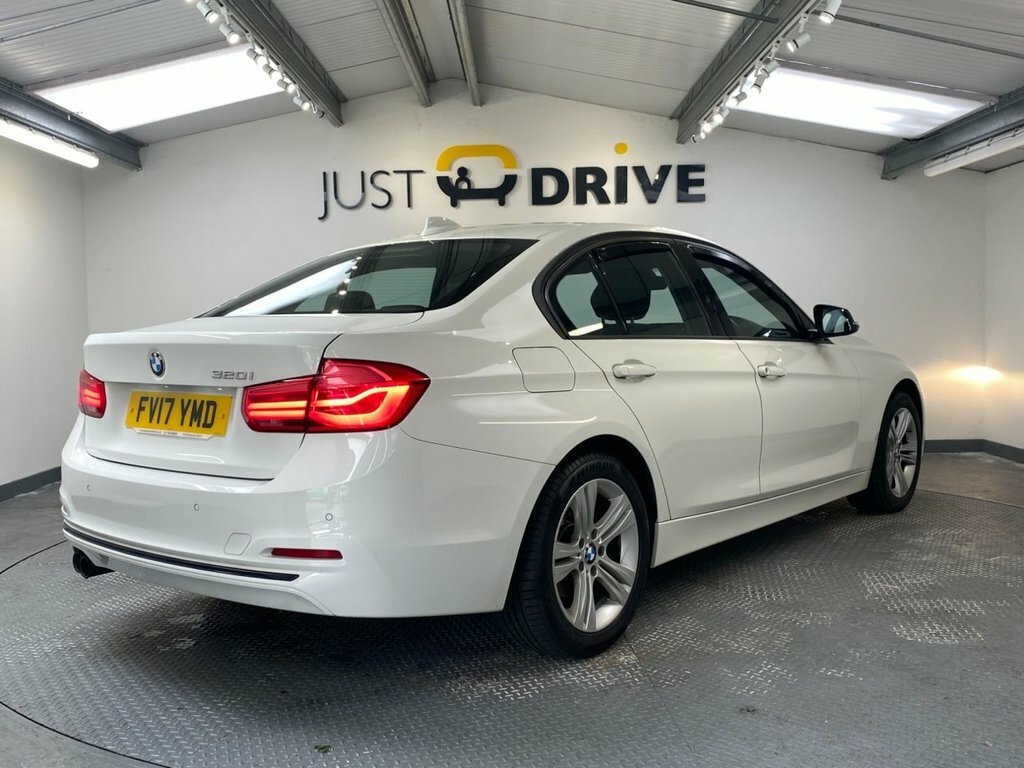 BMW 3 Series 2L Sport White #6