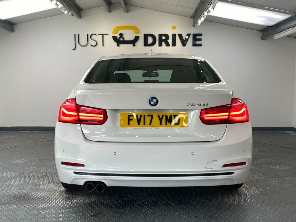 BMW 3 Series 2L Sport White #5