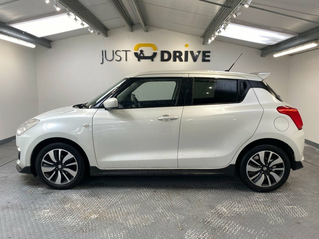 Suzuki Swift 1.2L Attitude White #3