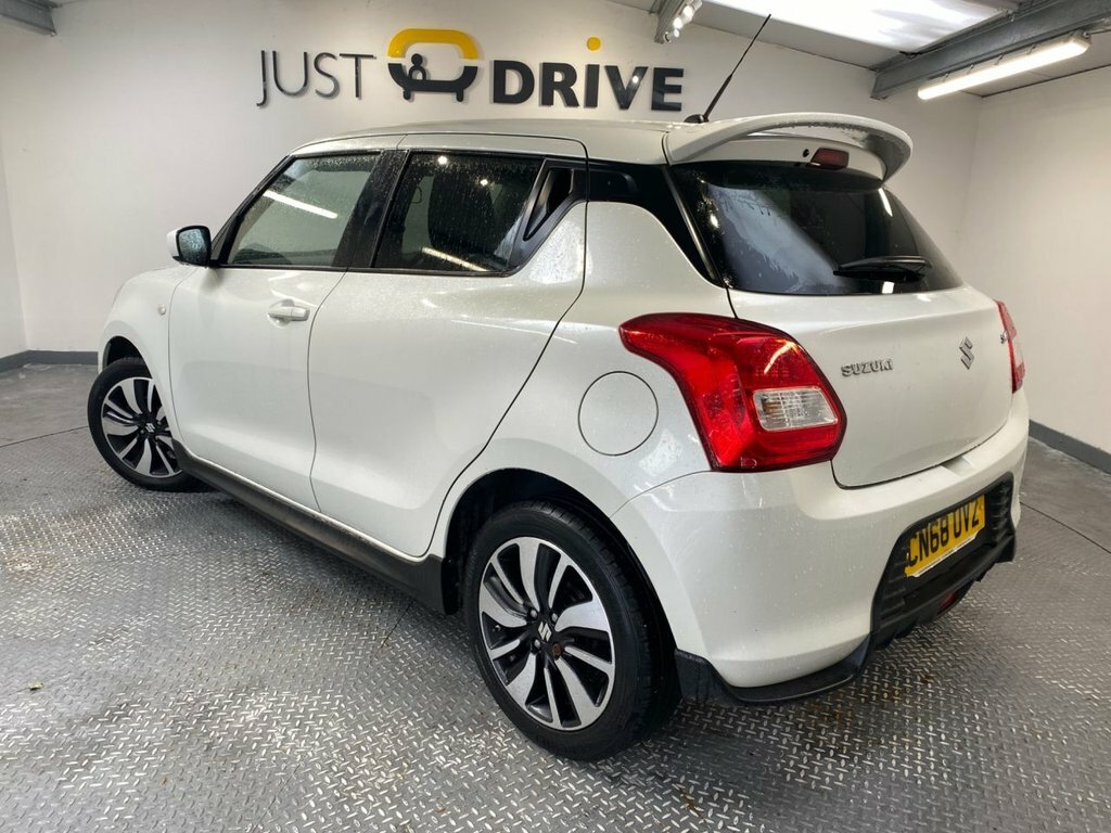 Suzuki Swift 1.2L Attitude White #5