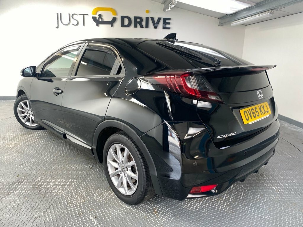 Honda Civic 1.6L Se Plus Black #3