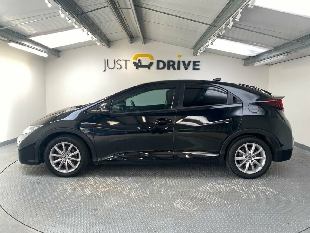 Honda Civic 1.6L Se Plus Black #2