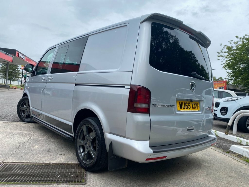 Volkswagen Transporter Sportline Combi White #26