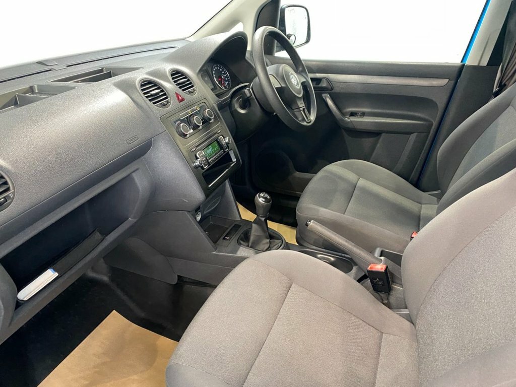 Volkswagen Caddy 1.6 Tdi C20 Startline Panel Van White #17