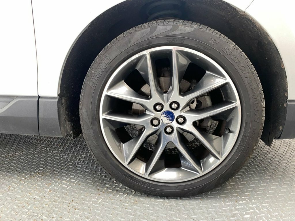 Ford Edge St-line 2.0 Tdci 210Ps Awd Red #10