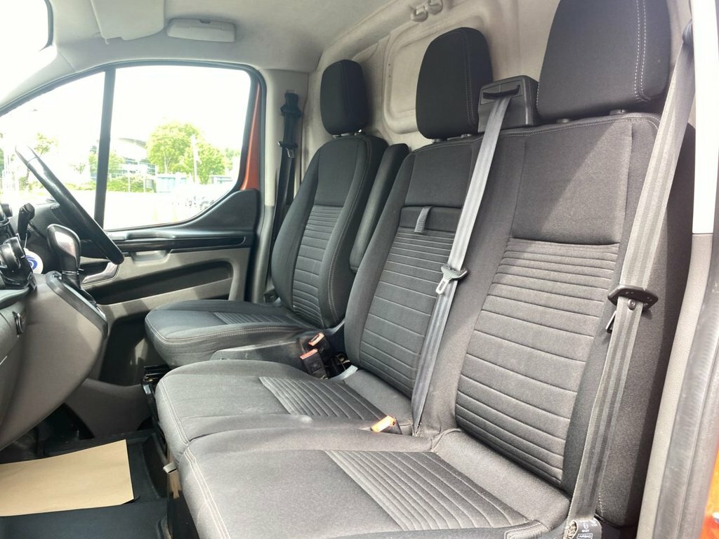 Ford Transit Custom Custom 2.0 320 Limited Dciv L2 H1 129 Bhp Xclusi White #24