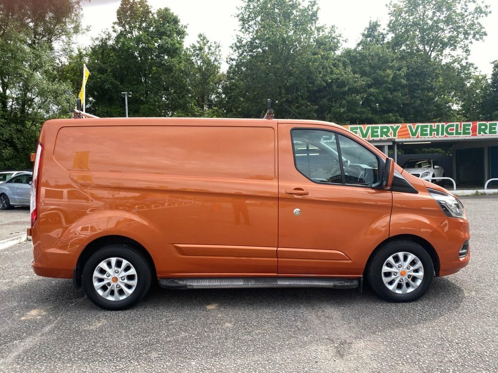 Ford Transit Custom Custom 2.0 320 Limited Dciv L2 H1 129 Bhp Xclusi White #7