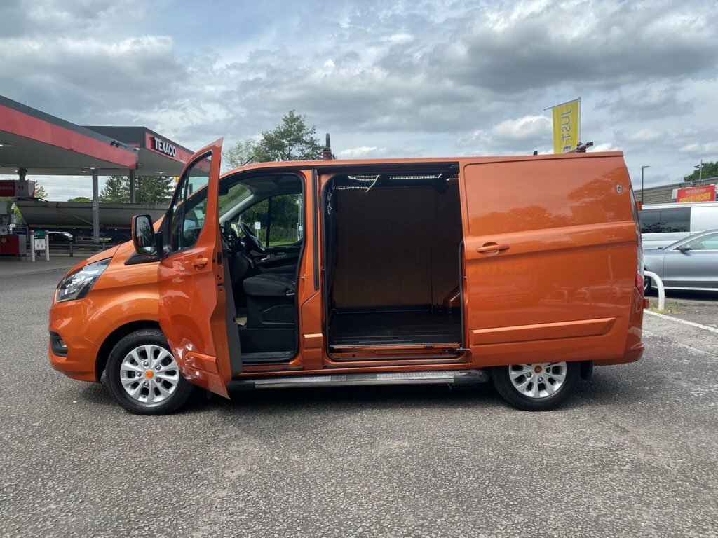 Ford Transit Custom 2L Limited Orange #3