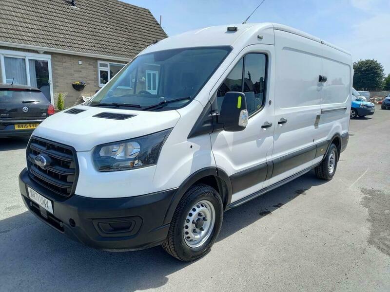 Ford Transit Custom 350 Leader P V WR71UWV White #2