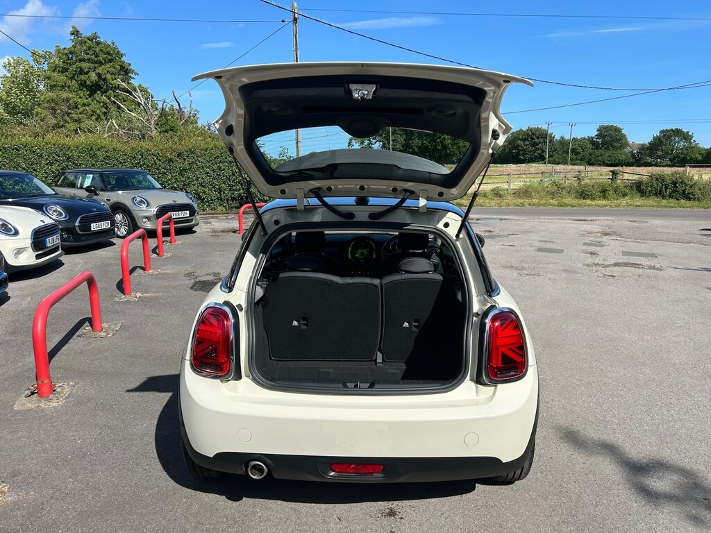 Mini Hatch 1.5 Cooper Classic II MD68YOH White #5