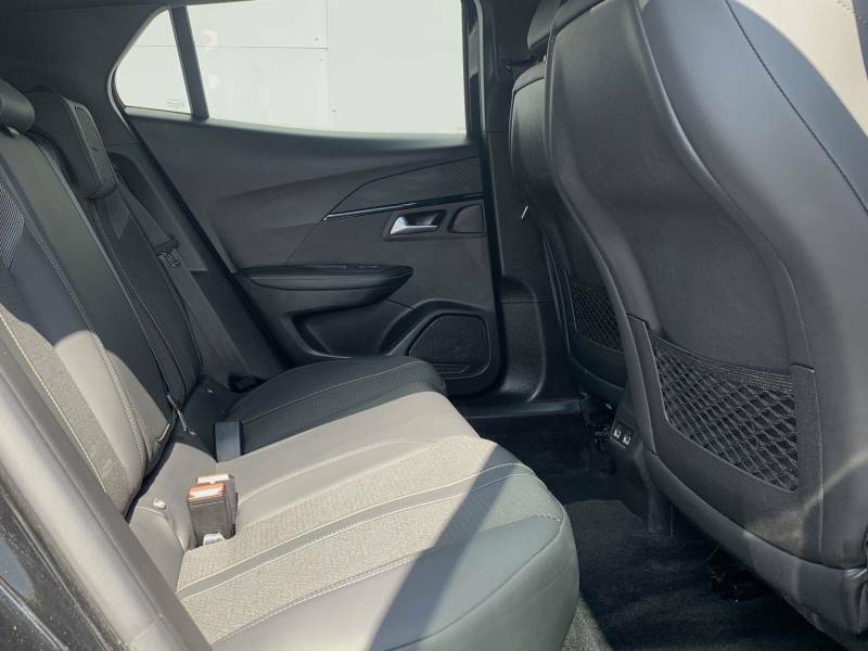 Peugeot e-2008 50Kwh Gt - 2021 71 RV71AEL Black #4