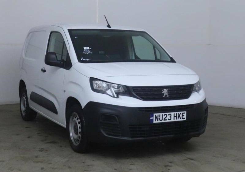 Peugeot Partner 1000 1.5 Bluehdi 100 Professional Premium Van - White