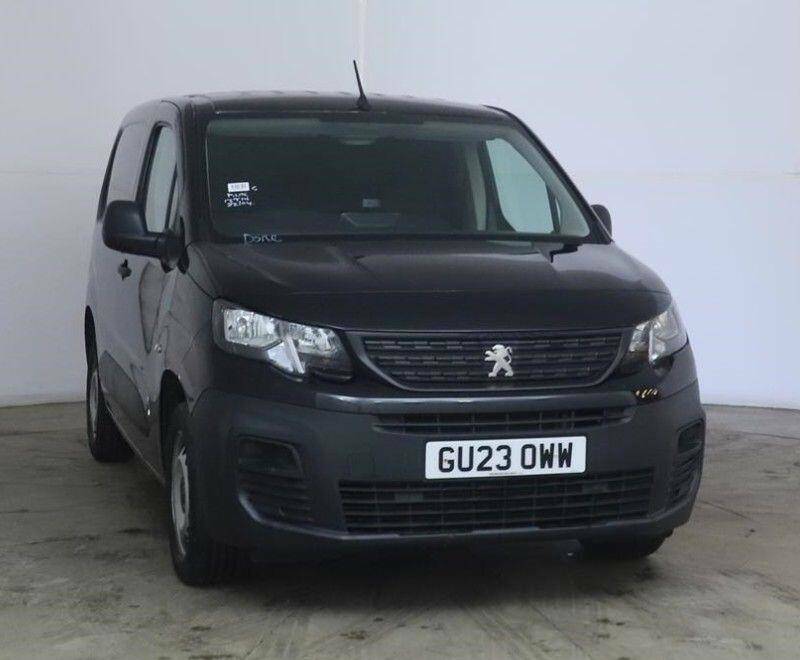 Peugeot Partner 1000 1.5 Bluehdi 100 Professional Premium Van - Black